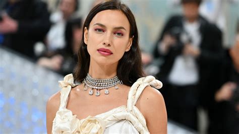 irina shayk nude pictures|Heiße Pose Irina Shayk oben ohne